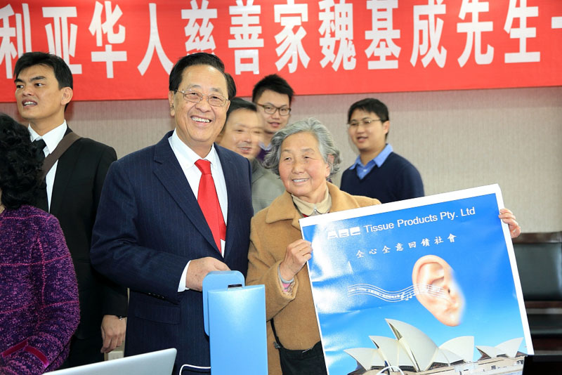 2013年1月，魏基成“天籟列車”駛入云南昆明