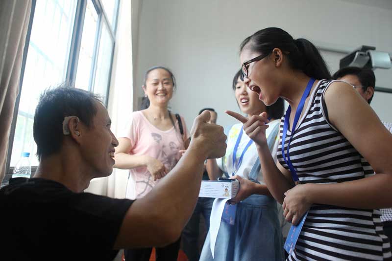 2013年9月，魏基成天籟列車駛入江西吉安