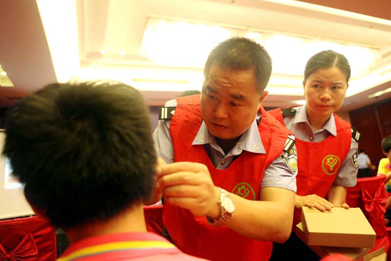 2013年6月，魏基成天籟列車駛入湖南益陽常德