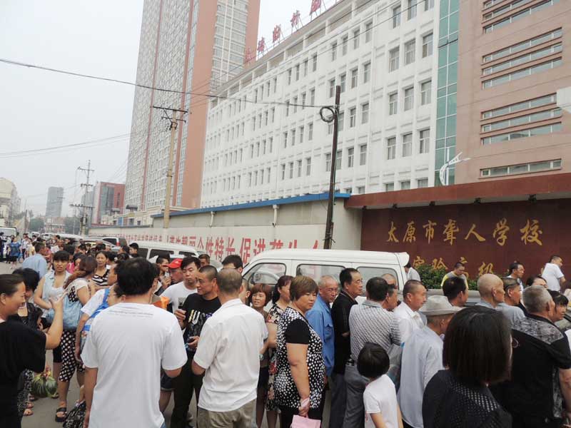 2013年7月，魏基成天籟列車駛入山西太原