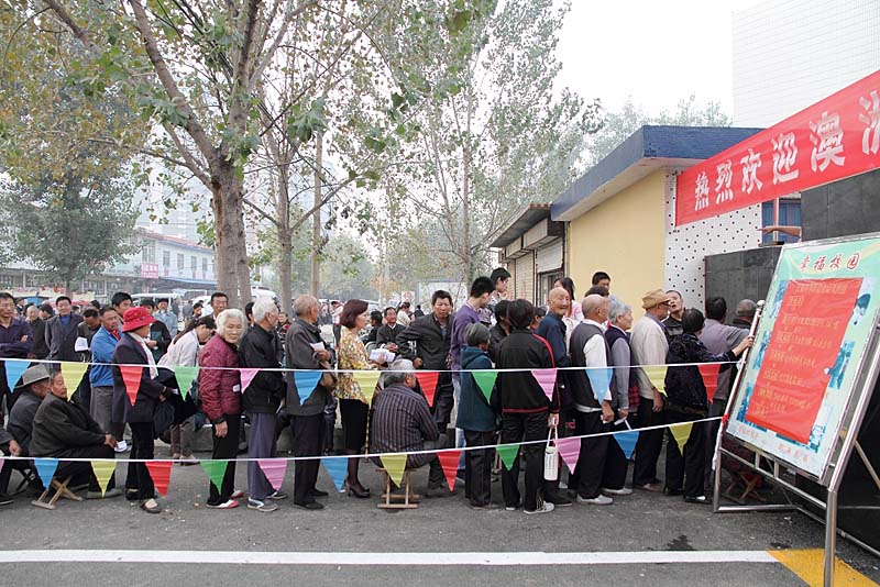 2013年10月，魏基成“天籟列車”駛入山東沂源滕州