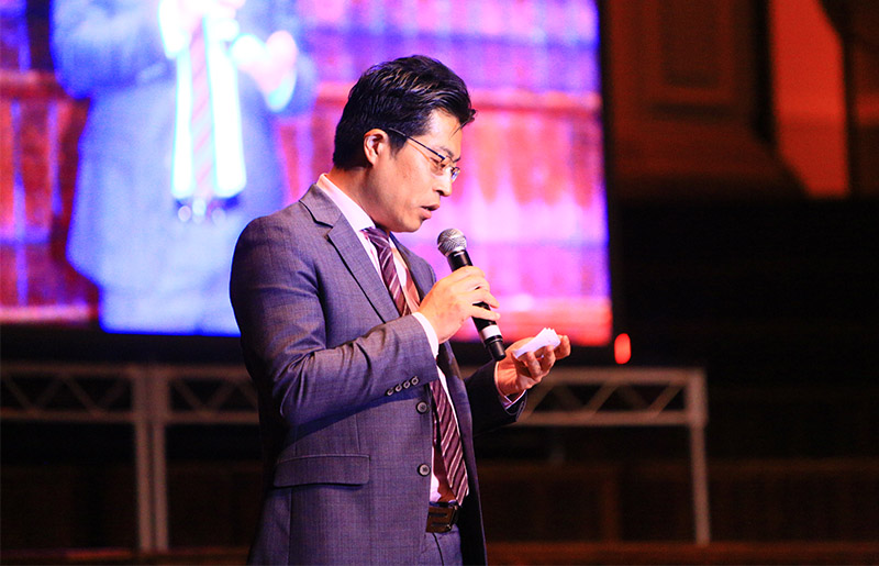 龍騰集團董事長王建光在活動上致辭（人民網）