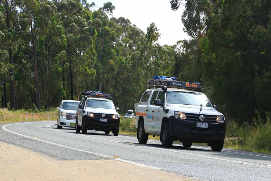 2015原生態探澳之旅車隊行駛在新州和維州（攝影 賀吉）