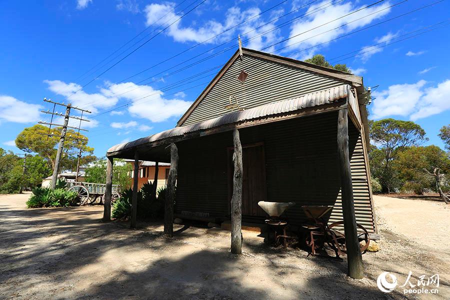 12ĴϡСTailem Old TownzӰ R