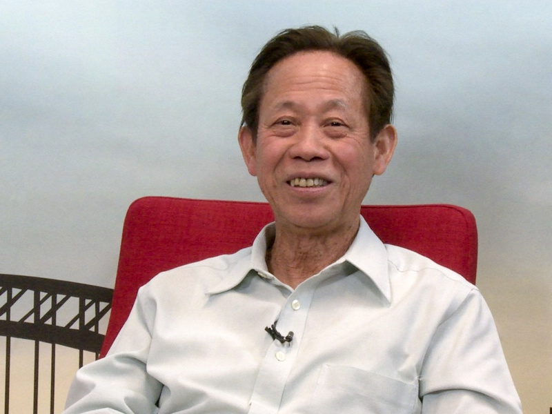 澳洲團結黨創始人、前新州上議員黃肇強通過人民網向廣大網友拜年