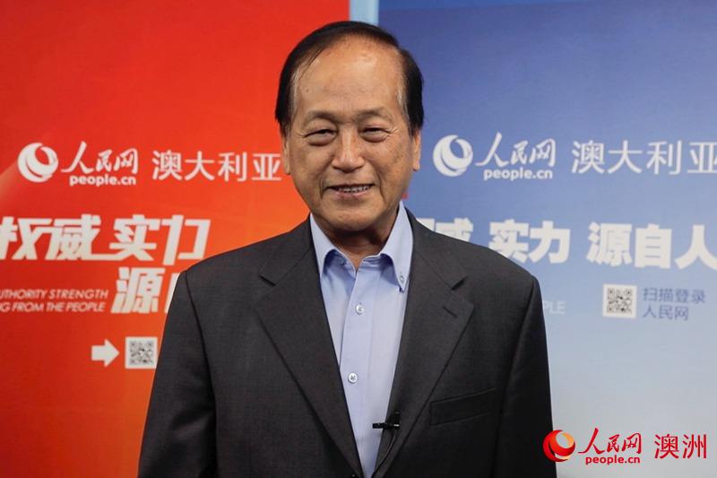 澳洲自由黨華人議會聯合創會主席陳克勛通過人民網向廣大網友拜年