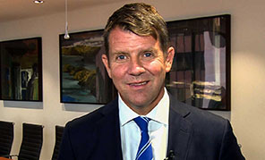 澳大利亞新南威爾士州州長邁克?貝爾德