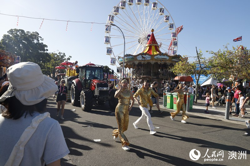 2025悉尼皇家復活節農展會現場的花車巡游（攝影 劉美鷺）